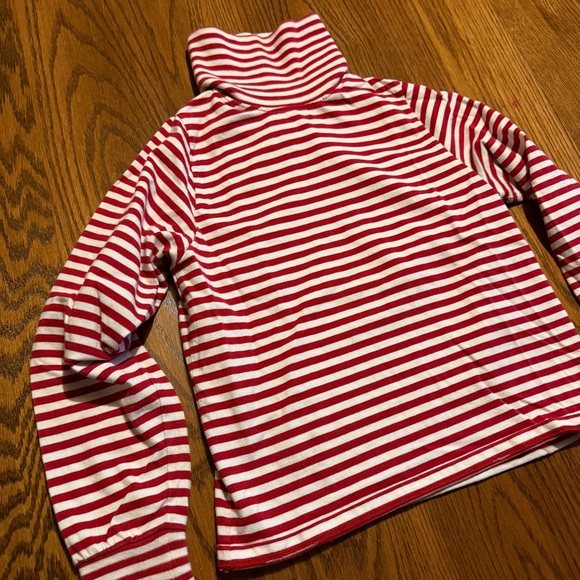 L.L. Bean LL Kids red and white striped turtle neck size large (6-7) - Picture 3 of 5